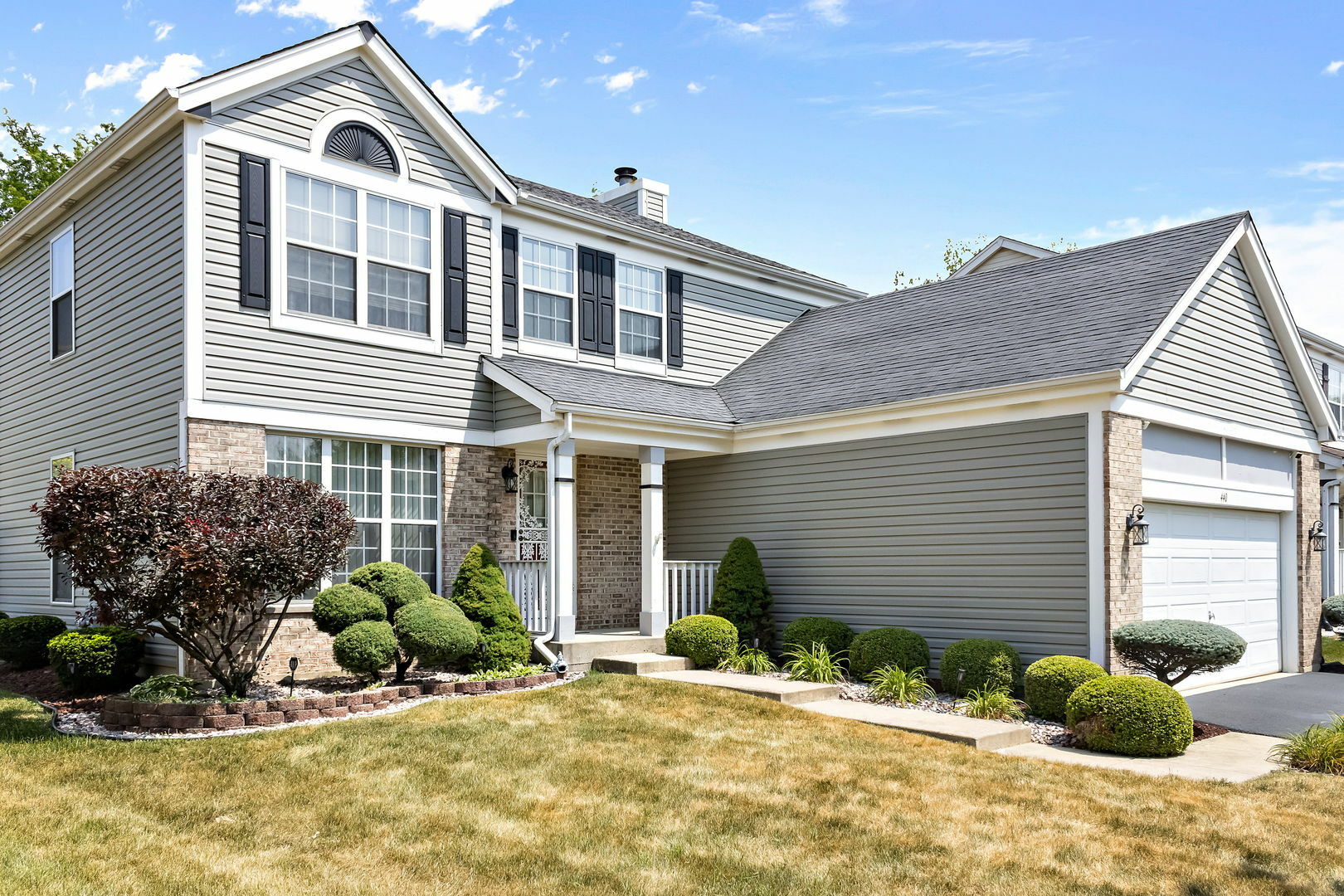 Property Photo: 440 Larkspur Drive IL 60440