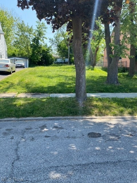 5041 Thomas  Maple Heights OH 44137 photo