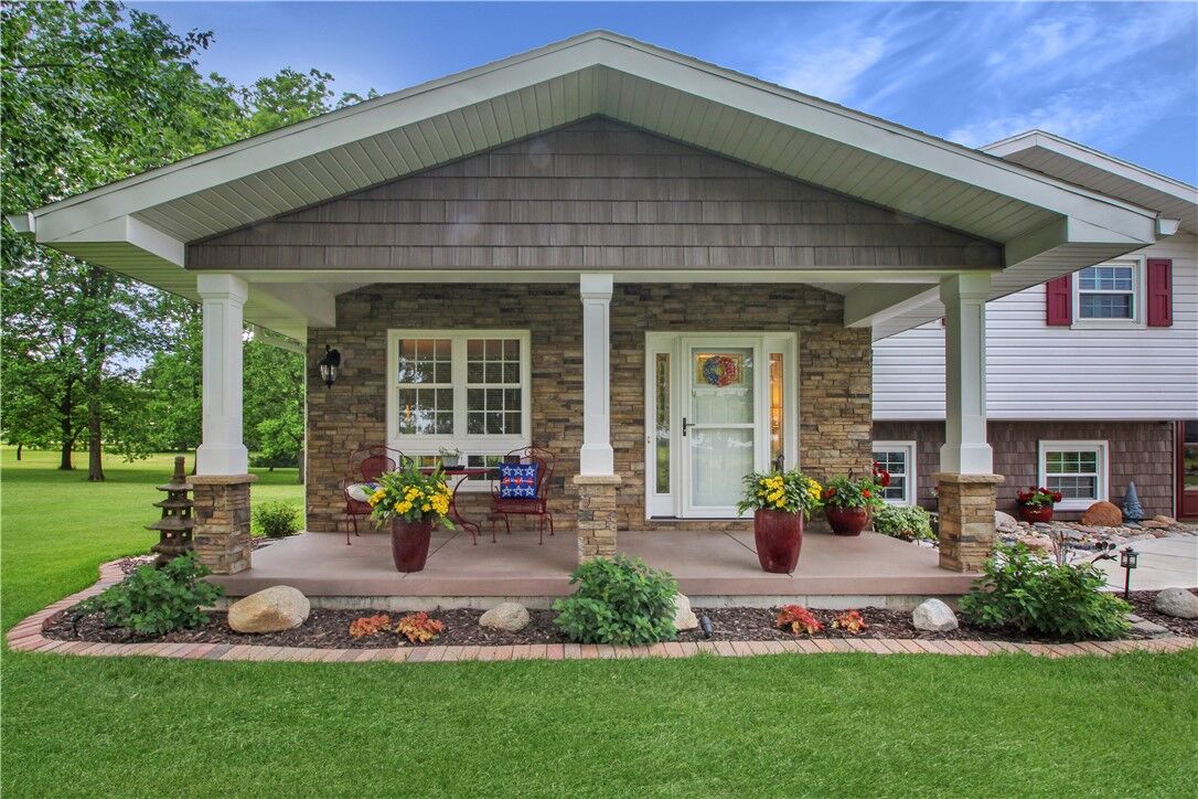 Property Photo:  4801 Lerna Road  IL 61938 