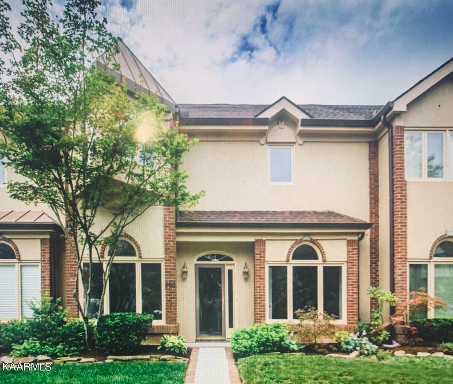 Property Photo: 905 Westcourt Drive TN 37919