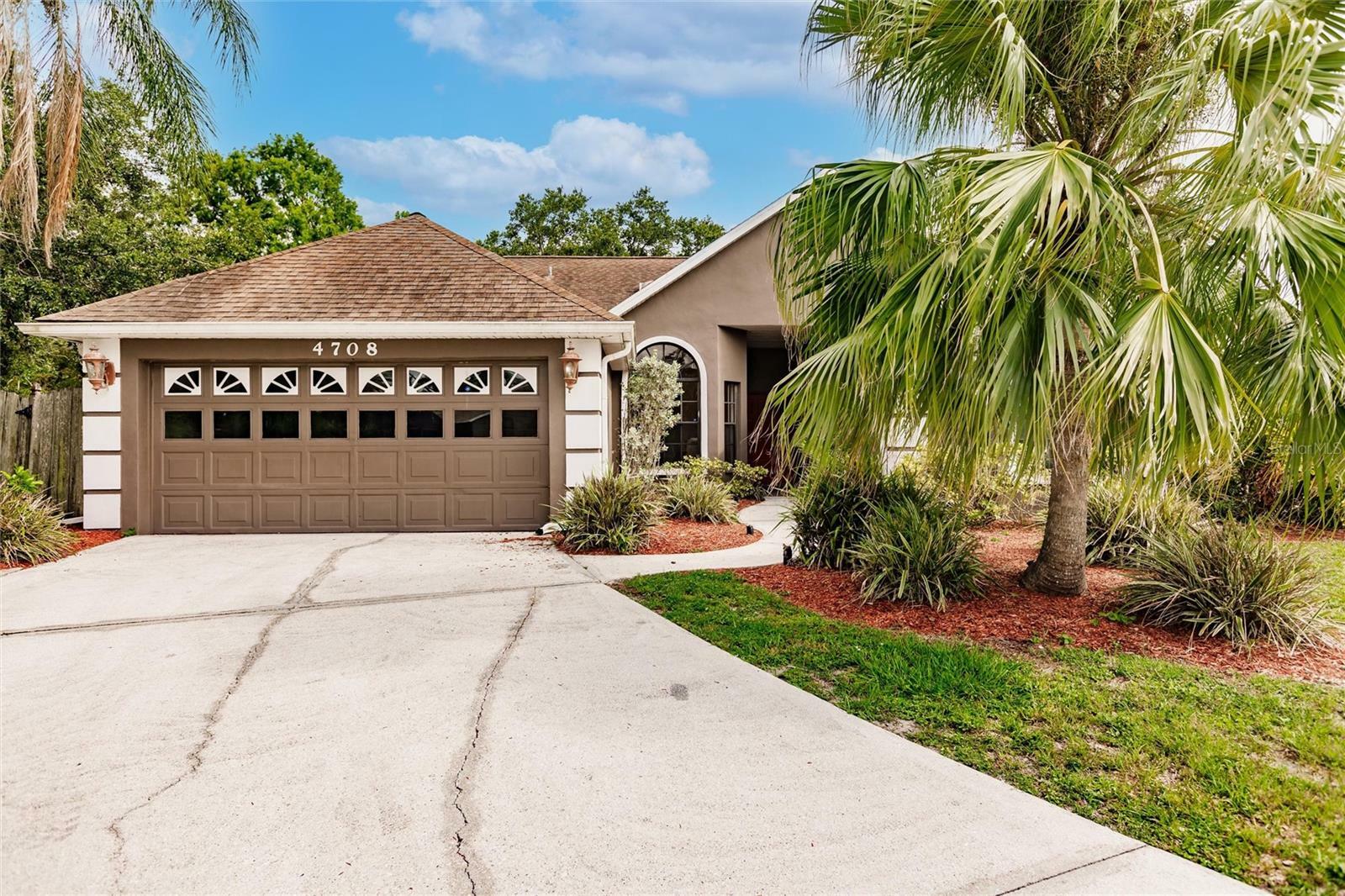 Property Photo:  4708 Country Oaks Boulevard  FL 34243 