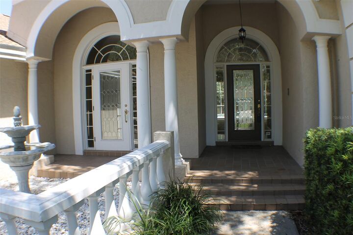 Property Photo:  15926 Dawson Ridge Drive  FL 33647 