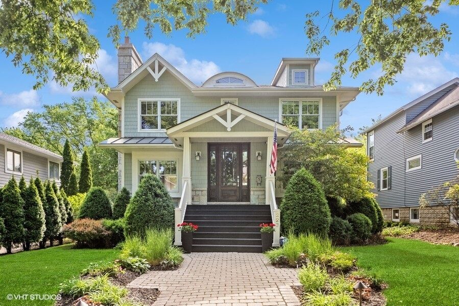 Property Photo: 223 S Bruner Street IL 60521