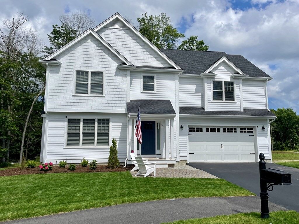 Property Photo: 31 Hillcrest Cir 31 MA 02061