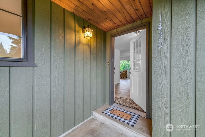 Property Photo:  1430 188th Street NE  WA 98223 