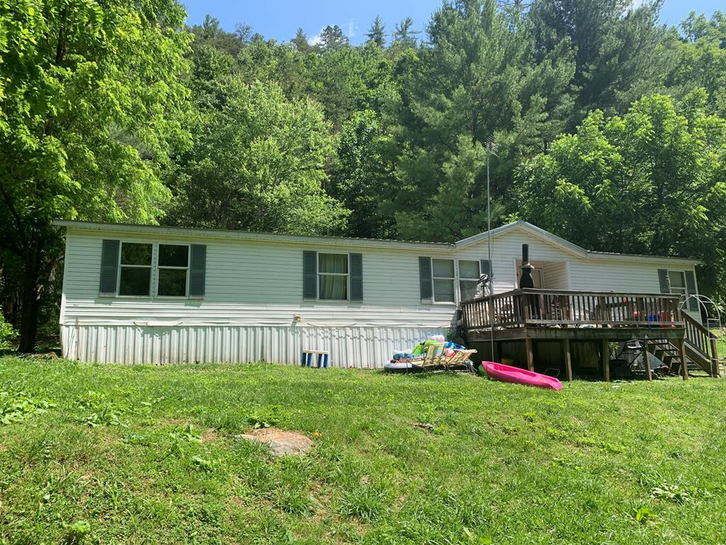 Property Photo:  1947 Coggins Road  TN 37821 