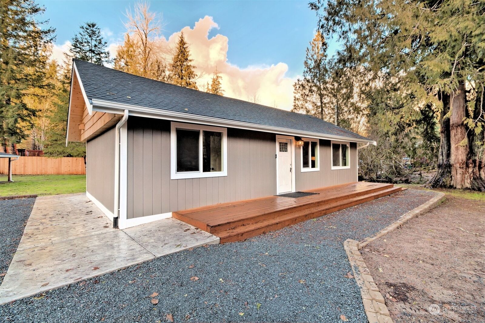 House for sale in Granite Falls 30921 Mountain Loop Highway, Granite