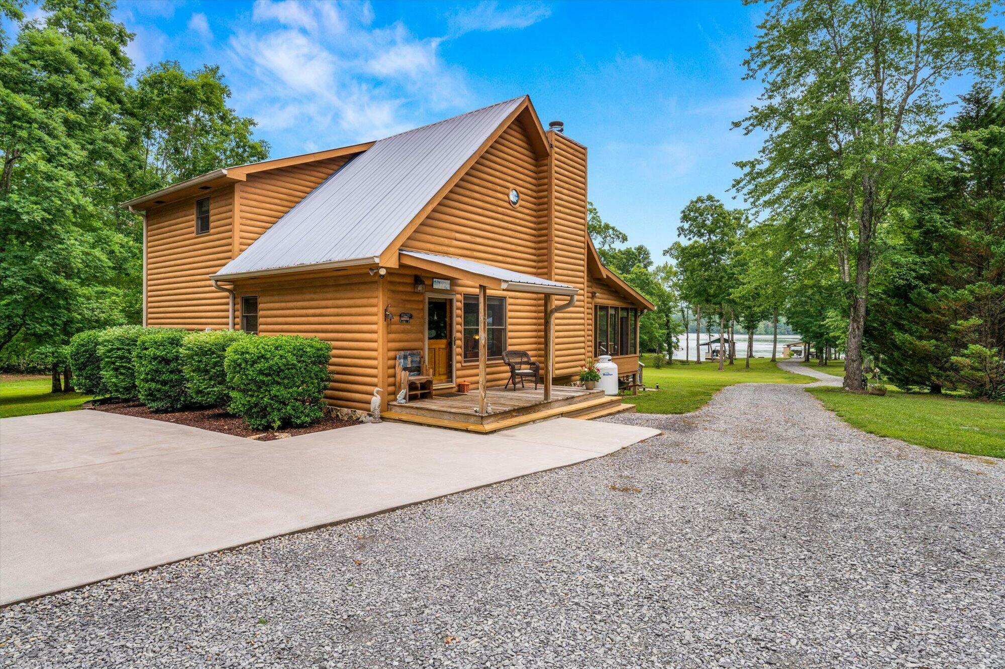 Property Photo:  560 Huff Bend Lane  TN 37880 