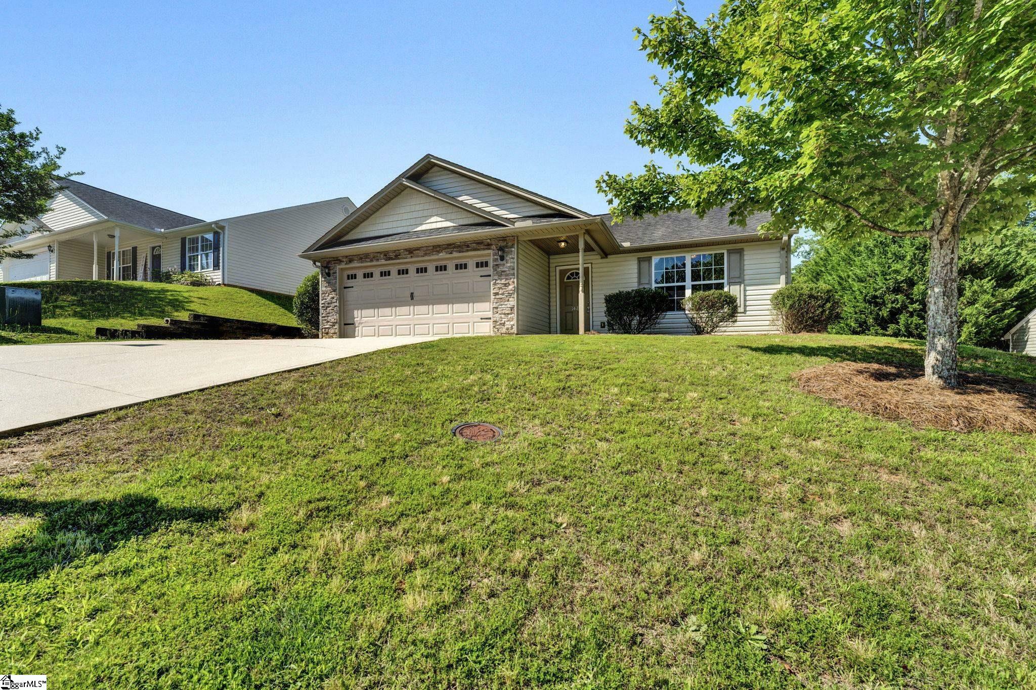 Property Photo:  142 Midwood Road  SC 29690 