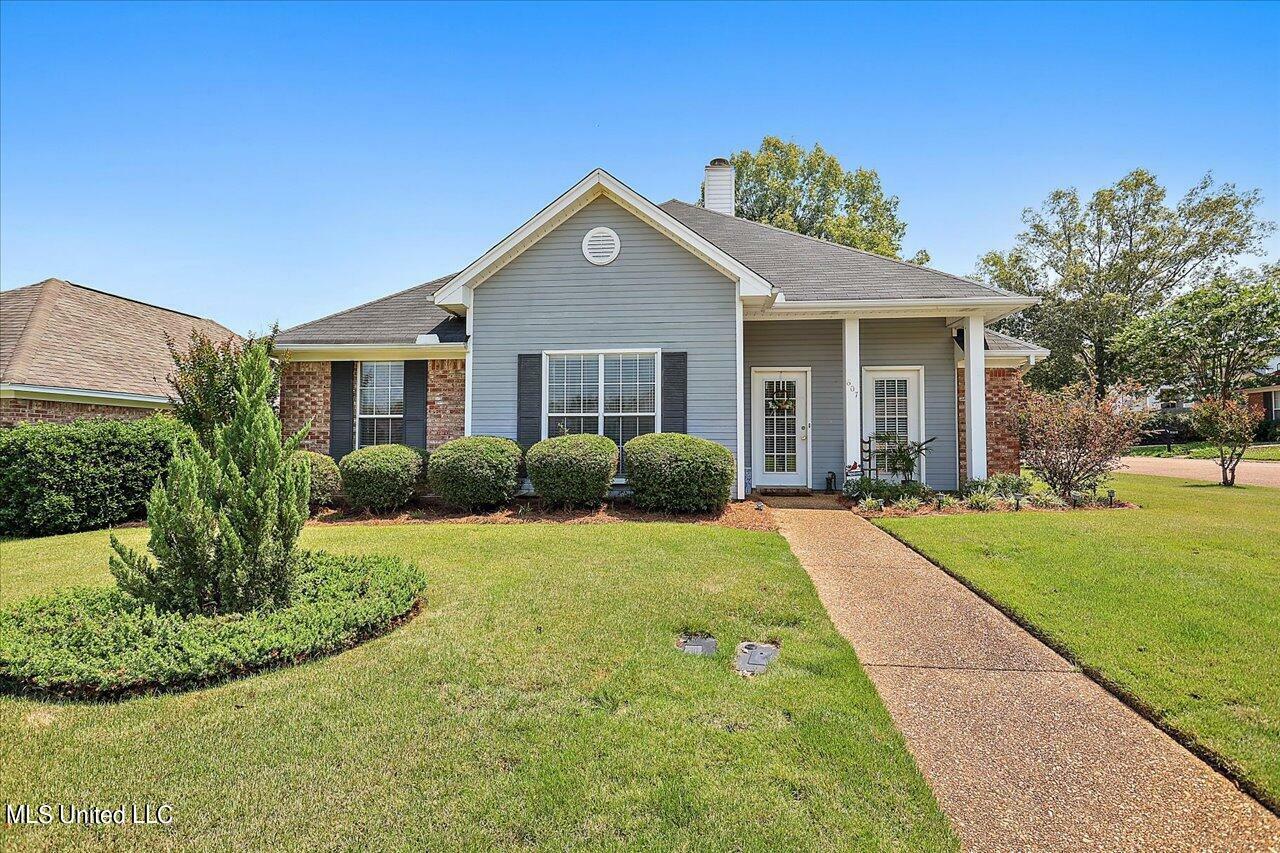 Property Photo:  607 Corbett Drive  MS 39208 