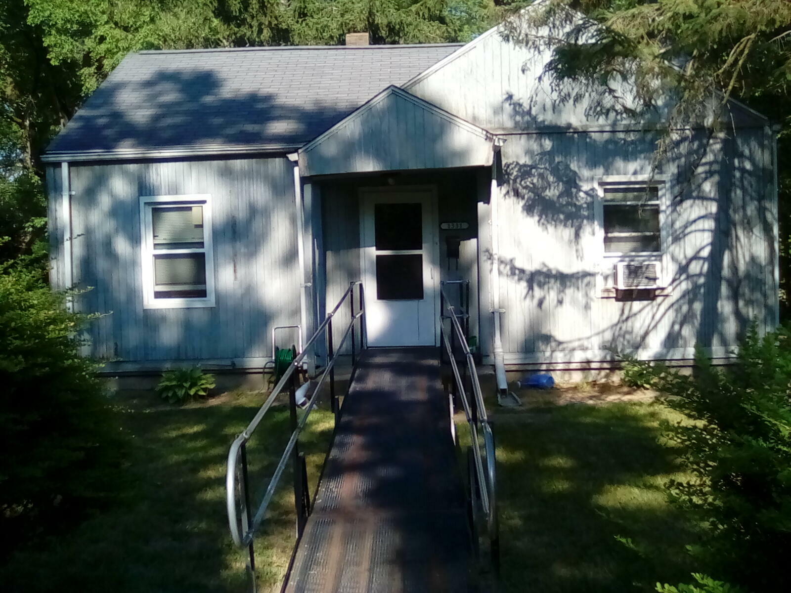 Property Photo:  1331 Jennings Avenue  MI 49022 