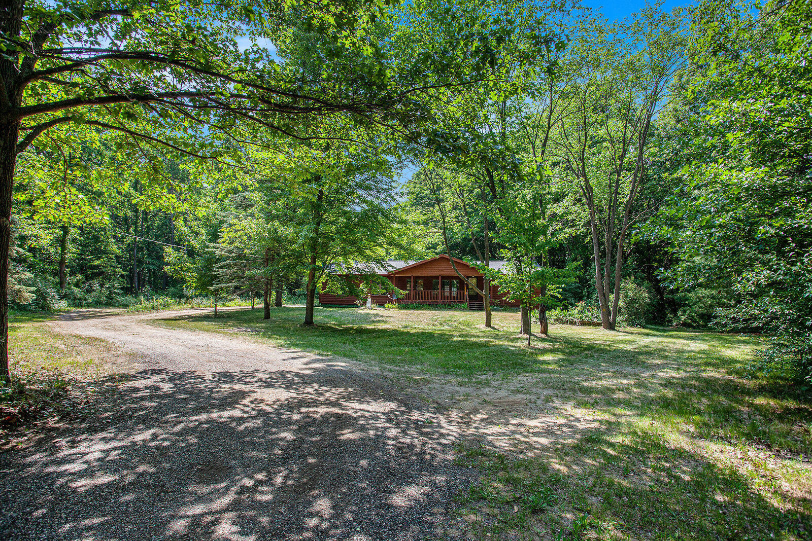 Property Photo:  3401 Alden Nash Avenue SE  MI 49331 