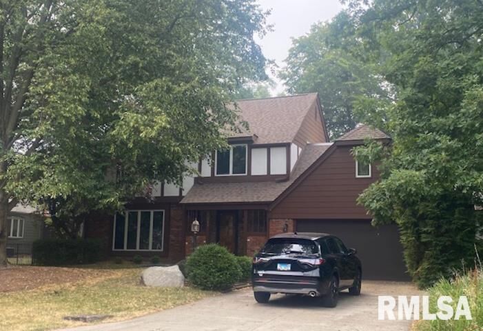 811 W Deerbrook Drive  Peoria IL 61615 photo