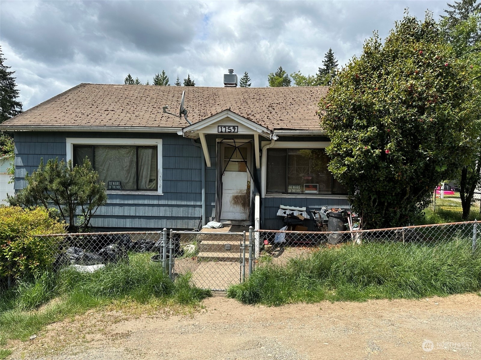Property Photo:  1759 SE Stewart Street  WA 98584 