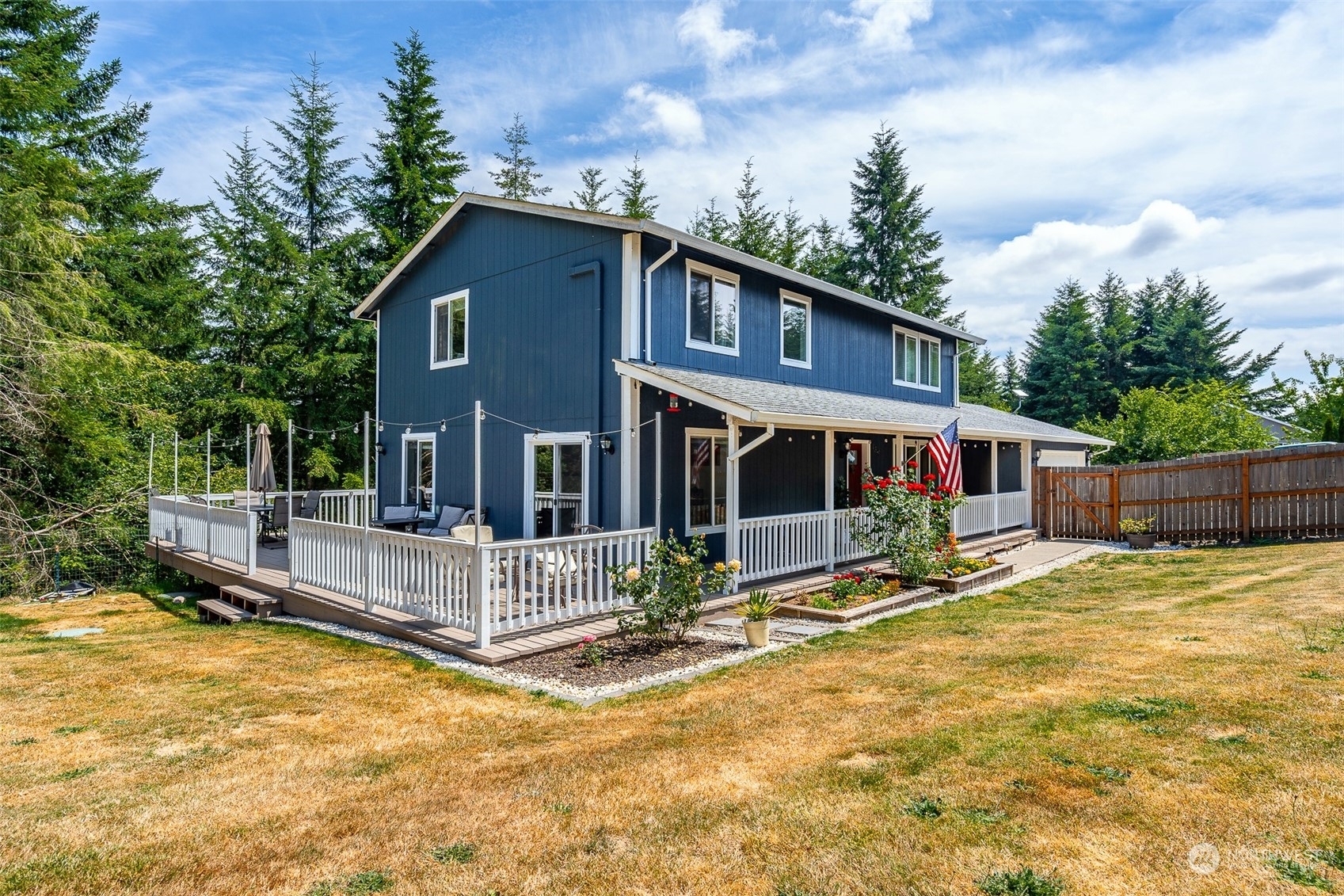 Property Photo:  139 Kodiak Lane  WA 98532 