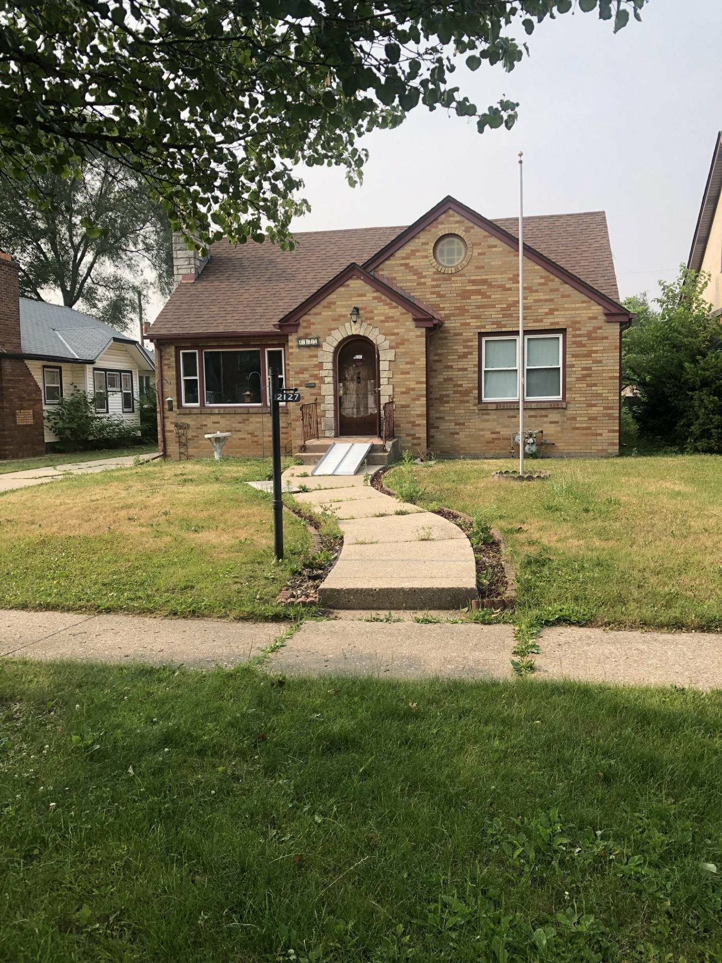 Property Photo:  2127 Benderwirt Avenue  IL 61103 