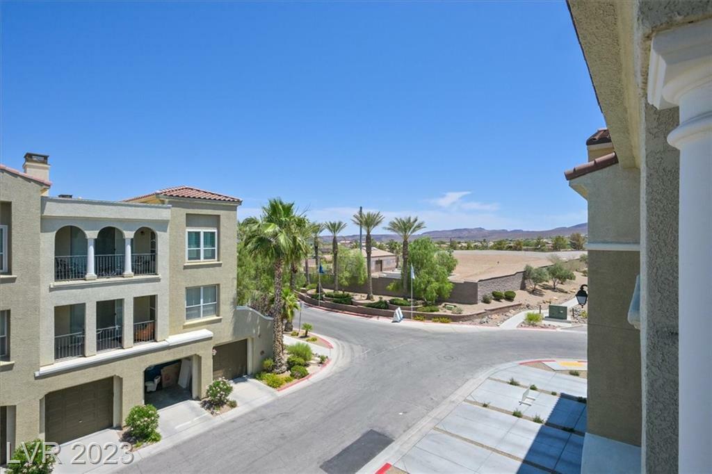Property Photo: 2555 Hampton Road 4301 NV 89052