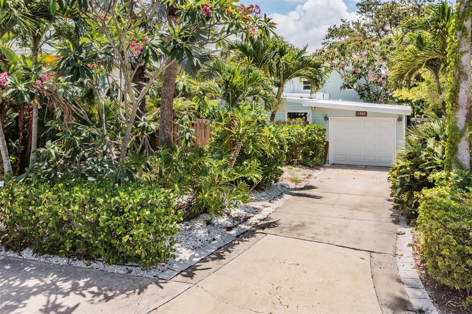Property Photo: 1903 Bay Boulevard FL 33785