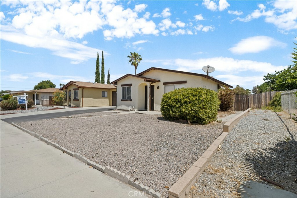 Property Photo:  2312 San Arturo Avenue  CA 92545 