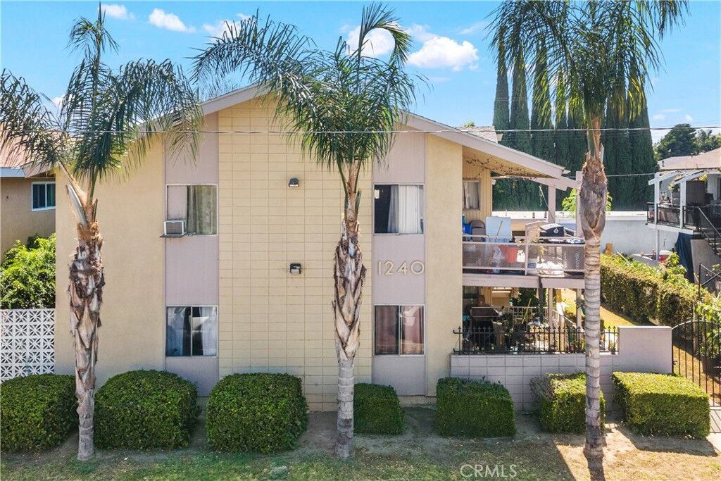 Property Photo:  1240 Burwood Street  CA 90631