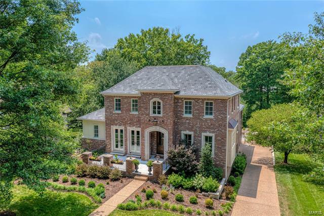 Property Photo: 635 West Polo Drive MO 63105