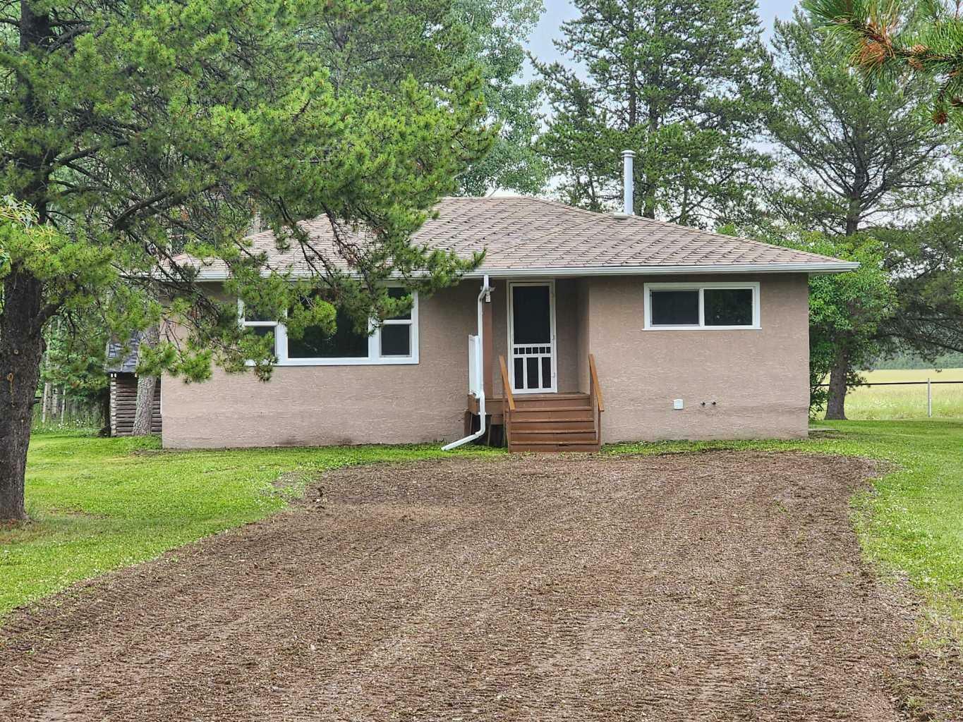 Property Photo:  54023 Highway 751  AB T0E 1S0 