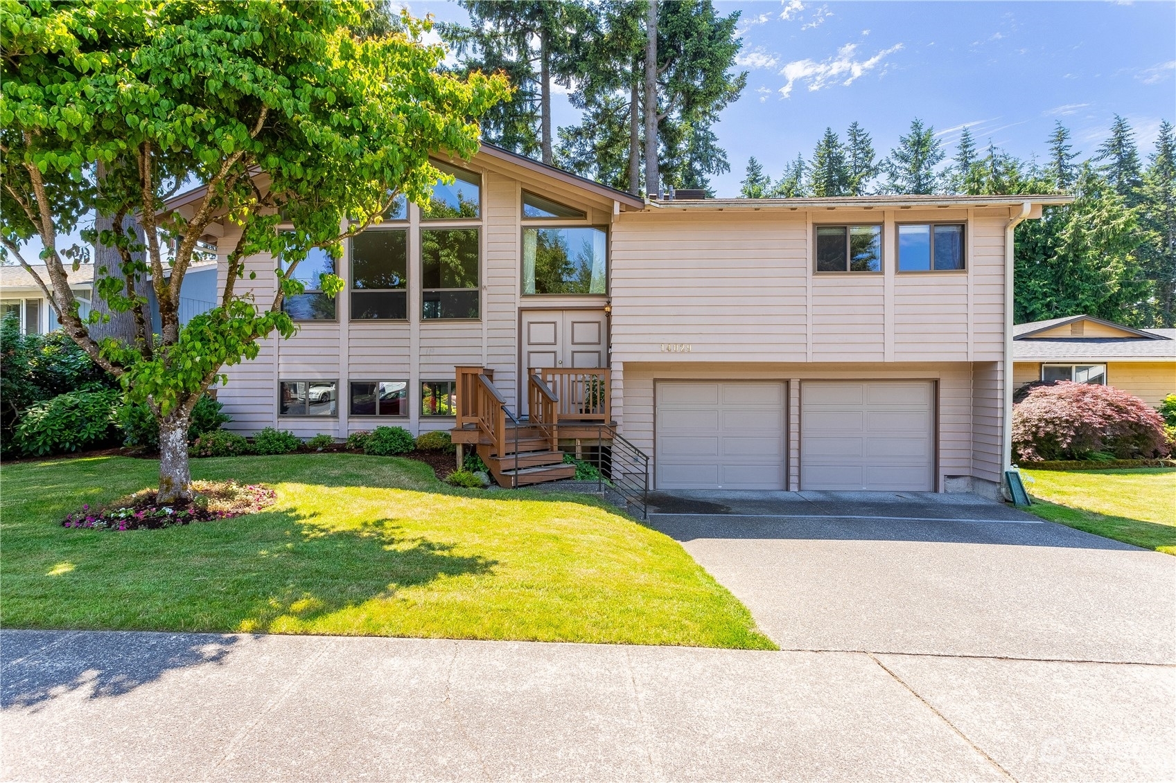 Property Photo:  14029 SE 194th Street  WA 98058 