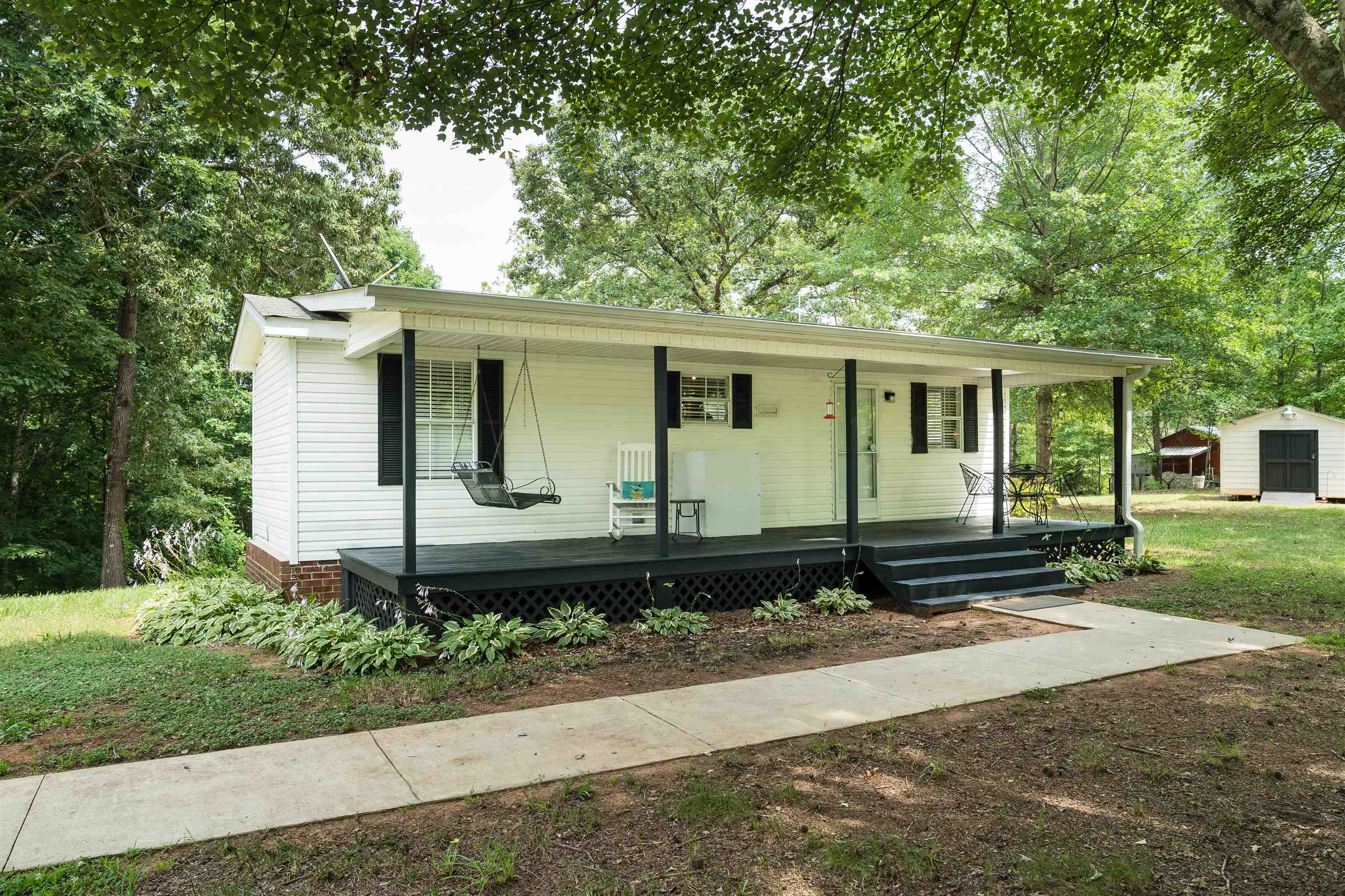 Property Photo:  441 Jones Ford Road  SC 29379 