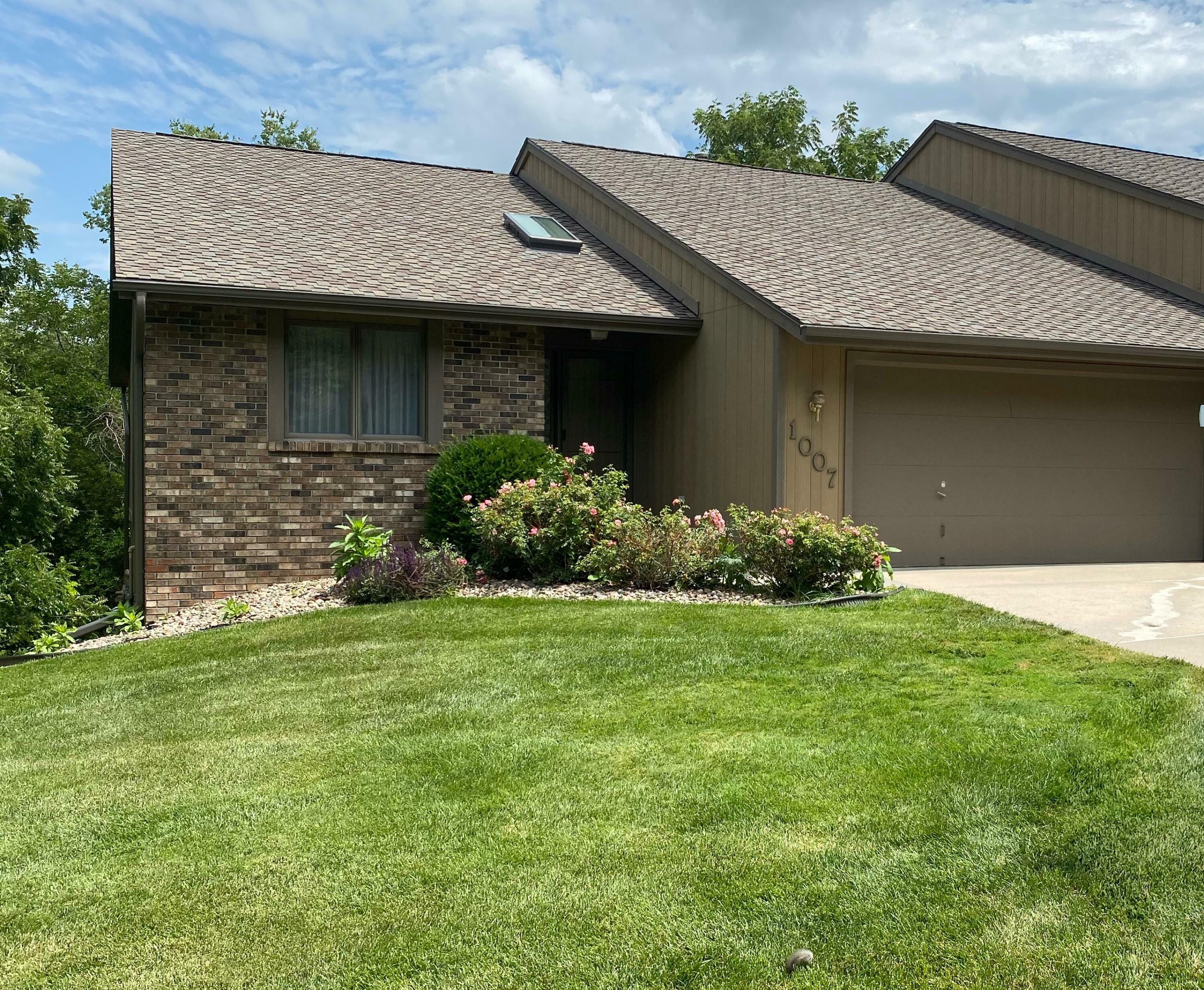 Property Photo:  1007 Arbor Ridge  Circle  IA 51503 