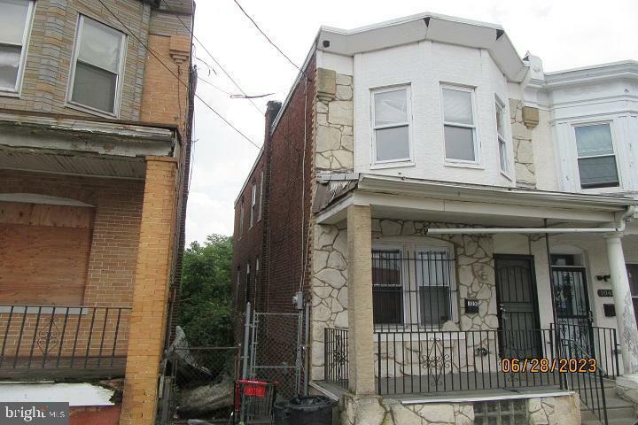 Property Photo:  1050 Everett Street  NJ 08104 