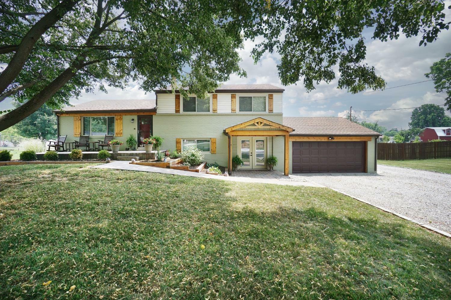 Property Photo: 6915 Clover Dr OH 45040