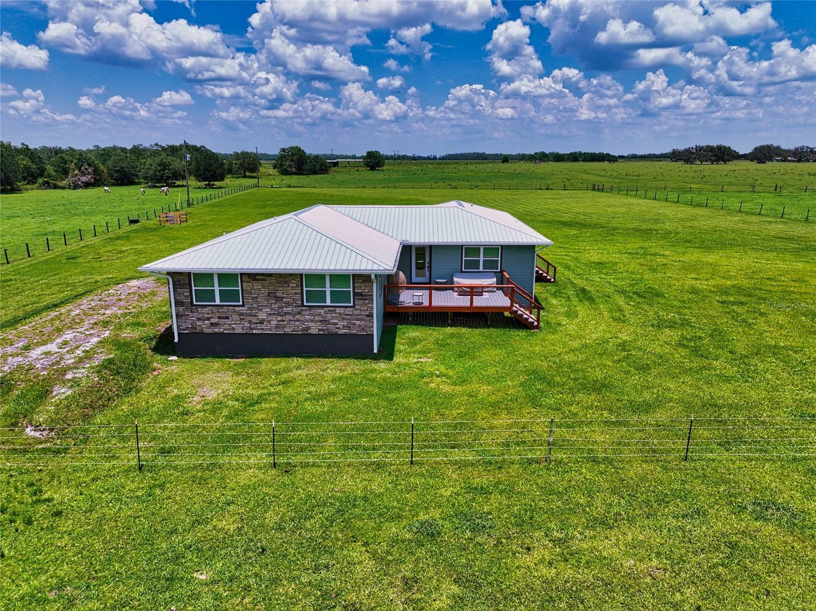 Property Photo:  7535 Wauchula Road  FL 34251 