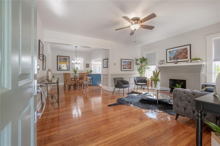 Property Photo:  109 W Jean Street  FL 33604 