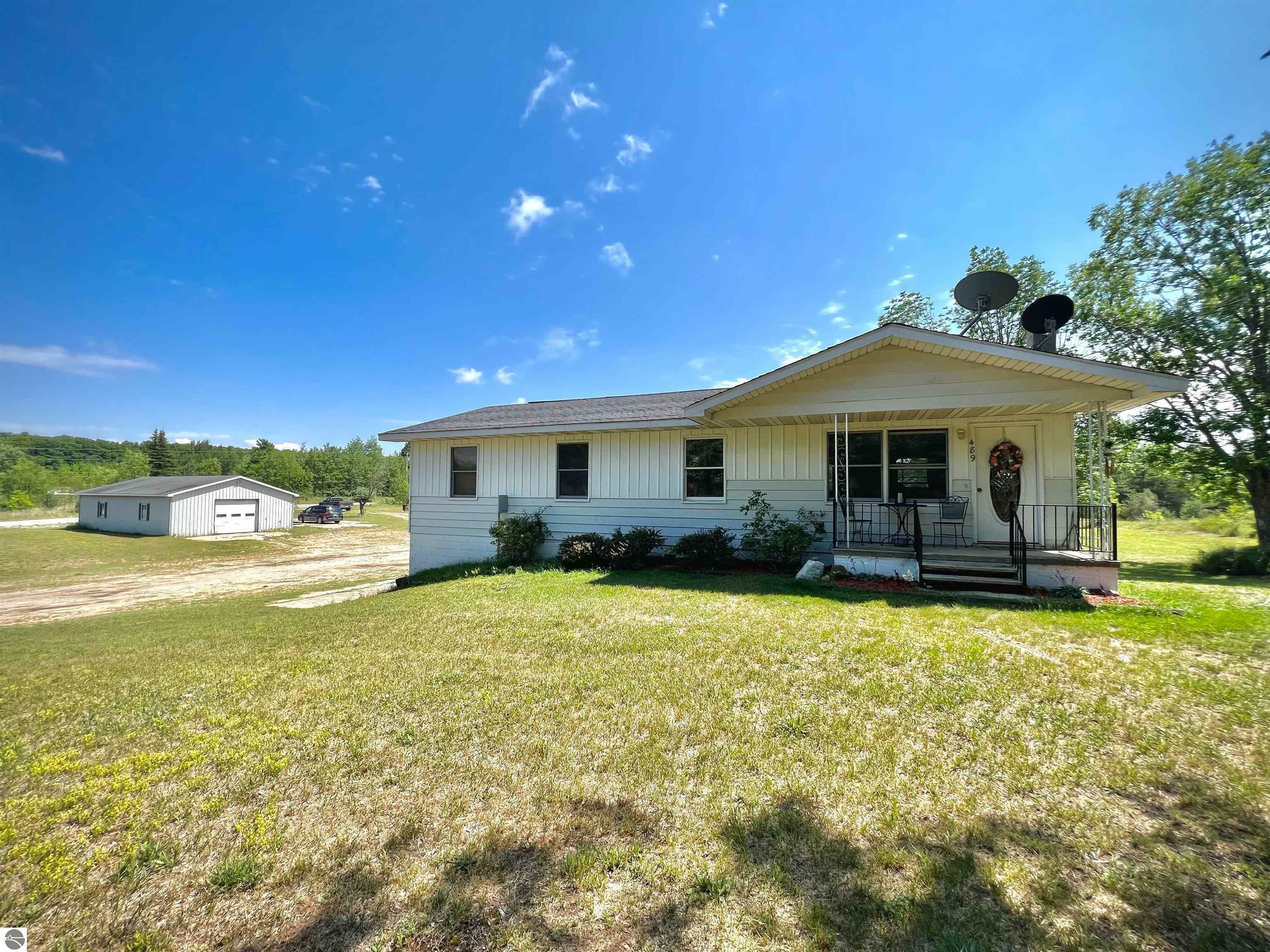 Property Photo:  489 SW Gregg Road  MI 49680 