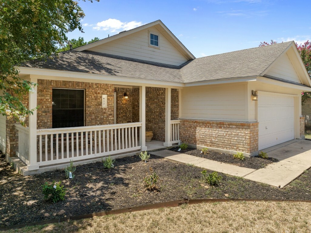 Property Photo:  617 Barbara Way  TX 78602 