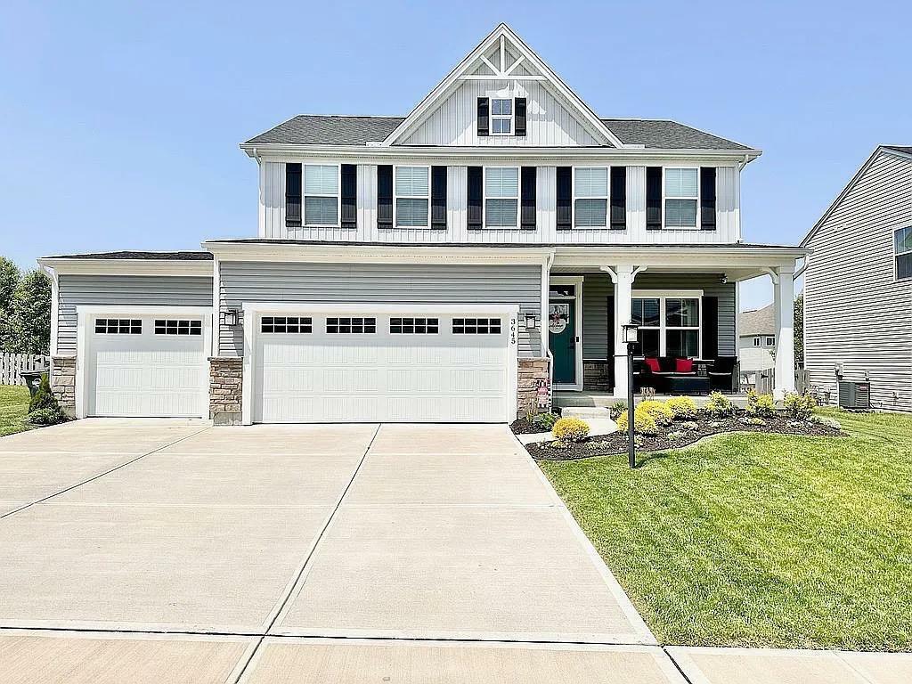 Property Photo:  