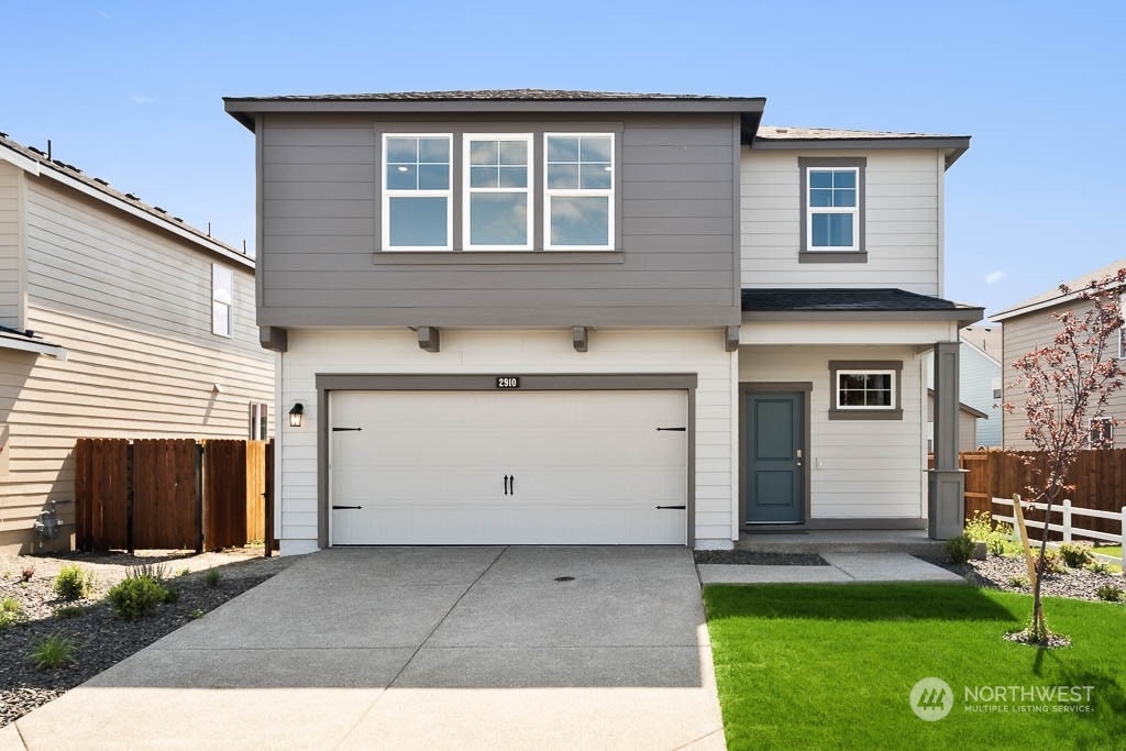 Property Photo:  2903 Wrangler Drive 288  WA 98926 