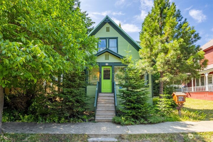 140 4th Street  Roslyn WA 98941 photo