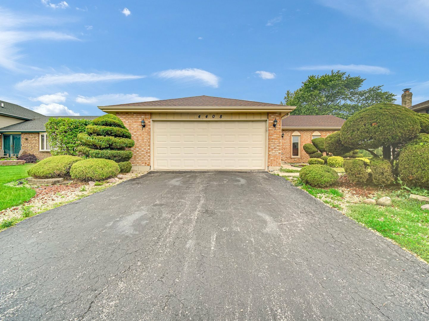 Property Photo:  4408 Bretz Drive  IL 60471 