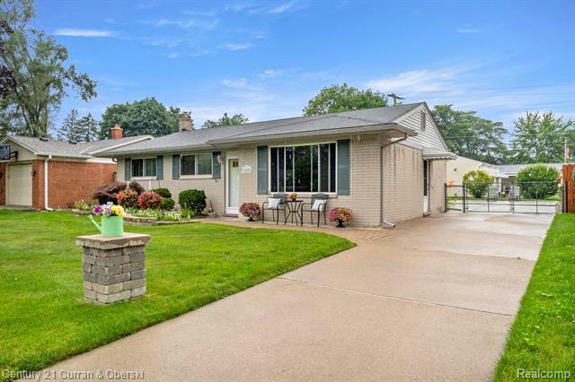 Property Photo:  36082 Hees Street  MI 48150 