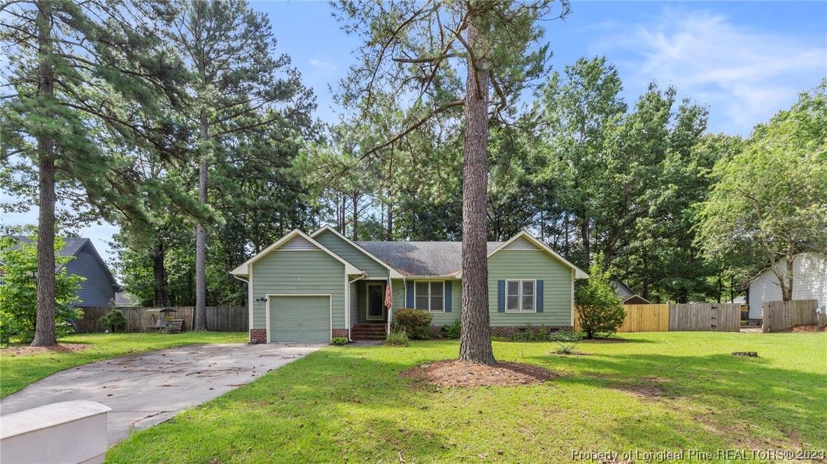 Property Photo:  146 Greentree Drive  NC 28376 
