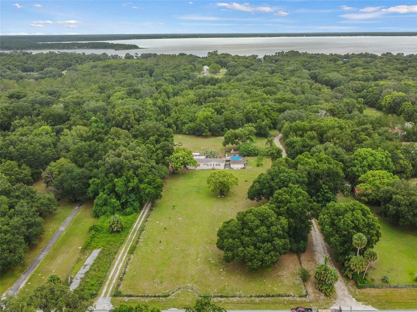 Property Photo:  12501 SE Highway 42  FL 32195 