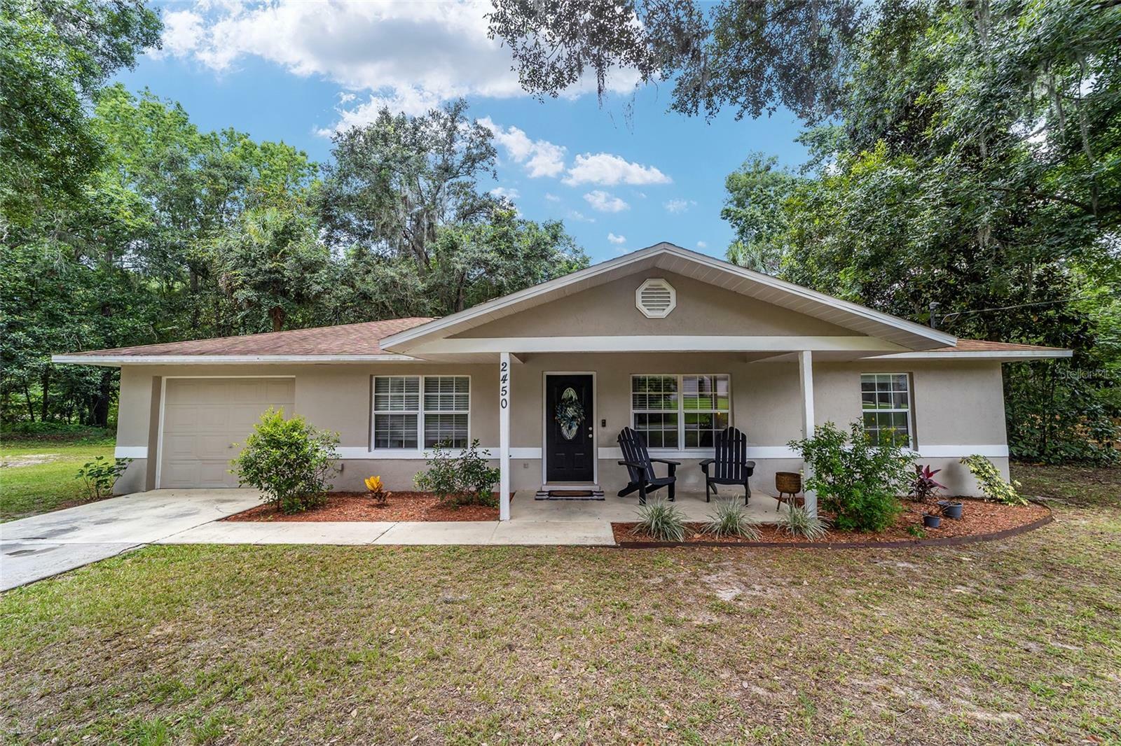 Property Photo:  2450 SE 40th Street Road  FL 34480 