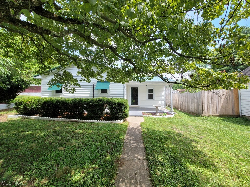 Property Photo:  3004 9th Avenue  WV 26105 