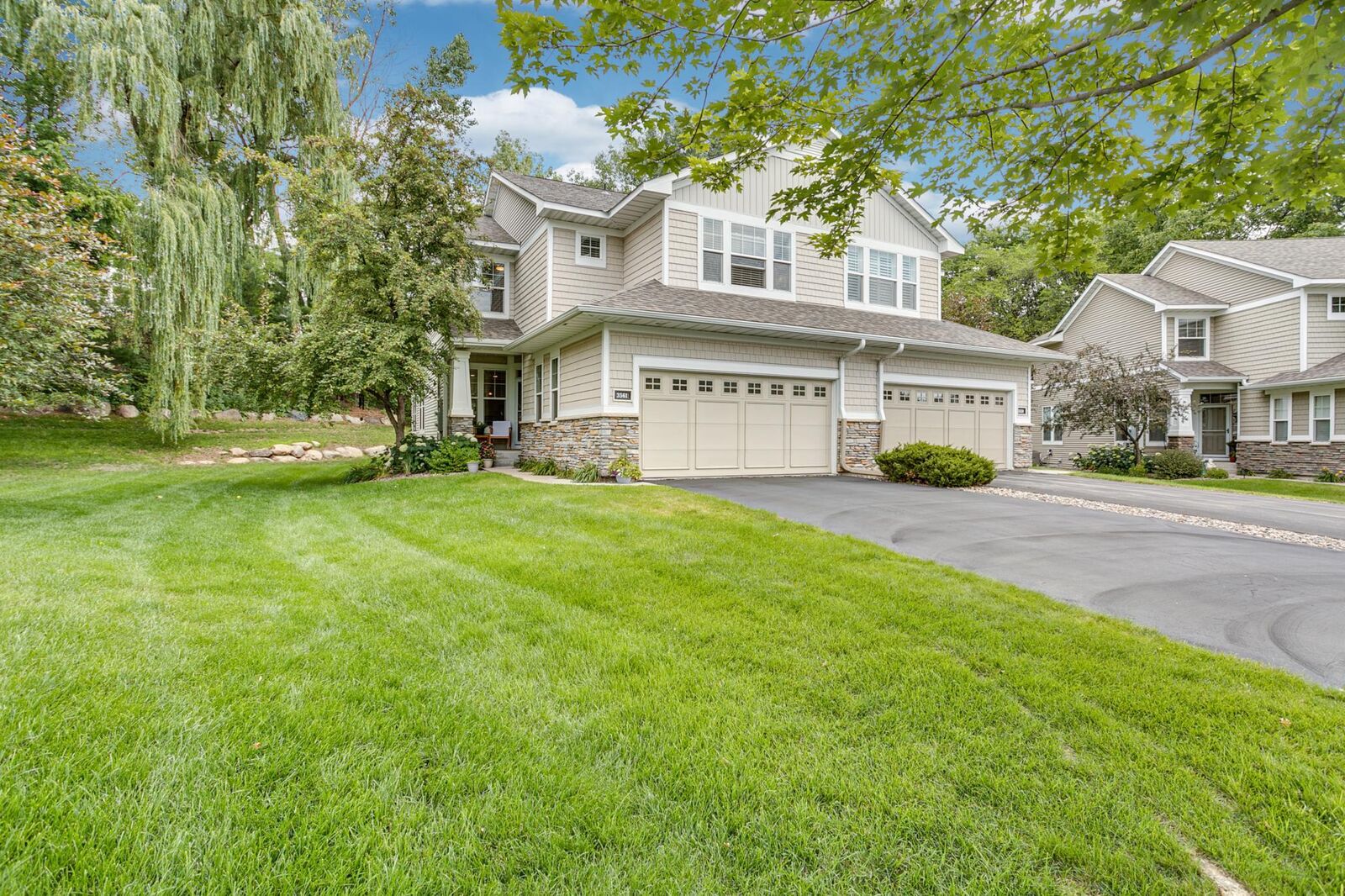 Property Photo: 3561 Lemieux Circle MN 55122