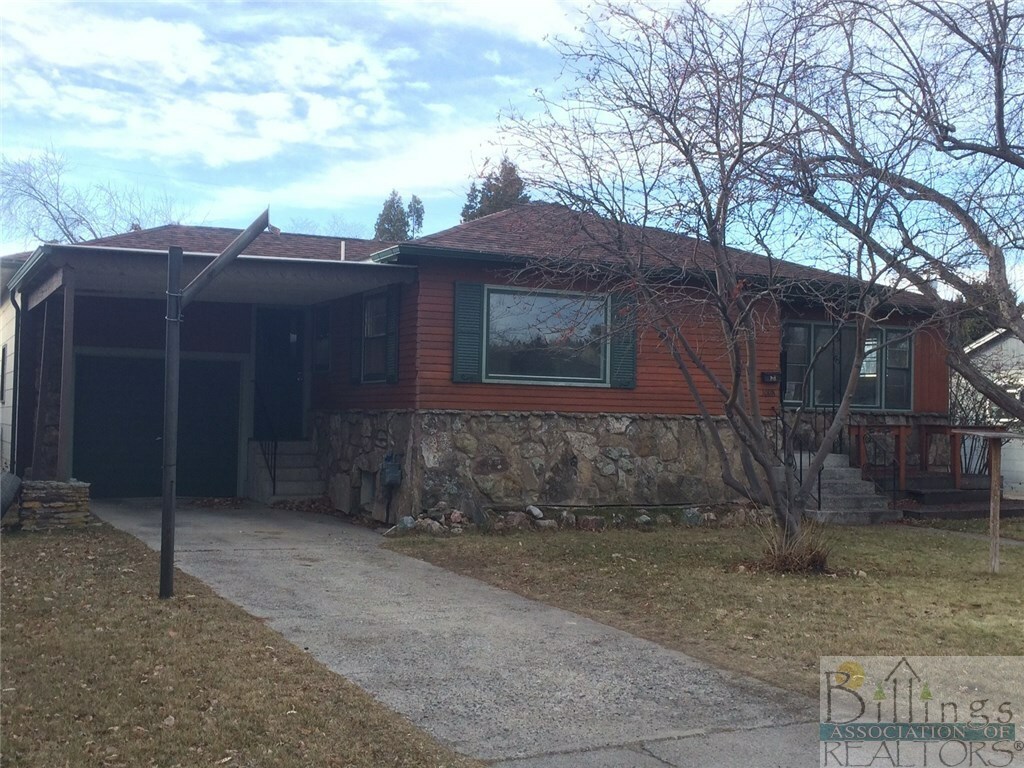 Property Photo:  1008 Avenue E  MT 59102 