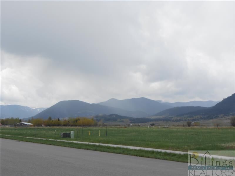 Property Photo: 2903 Bluebell Avenue MT 59068