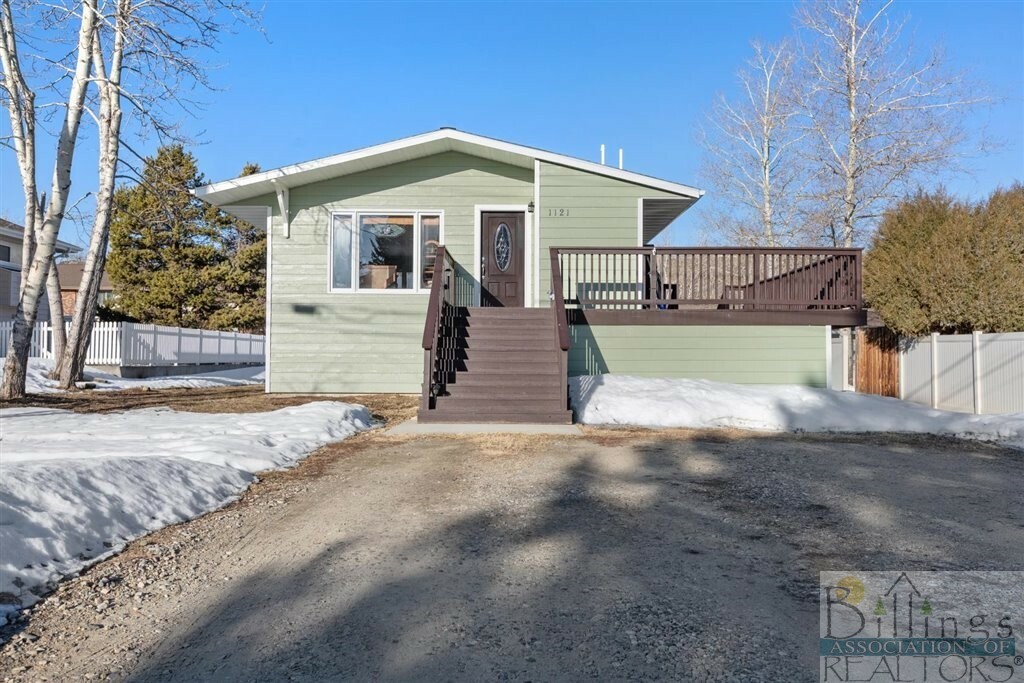 Property Photo: 1121 White Avenue South MT 59068