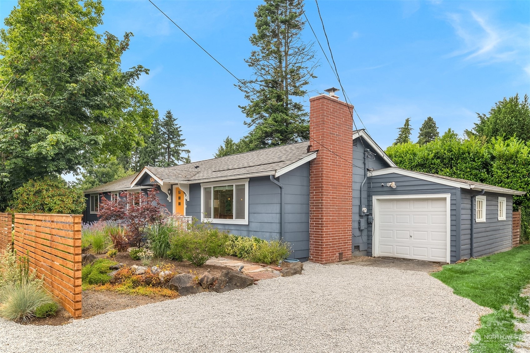 Property Photo:  510 N 90th Street  WA 98103 