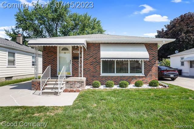 Property Photo:  2257 Moorhouse Street  MI 48220 